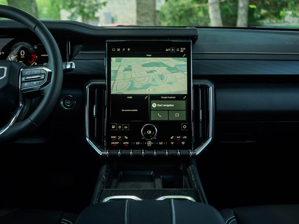 New 2026 GMC Acadia Elevation w/ Elevation Premium Package AWD/4WD image 18