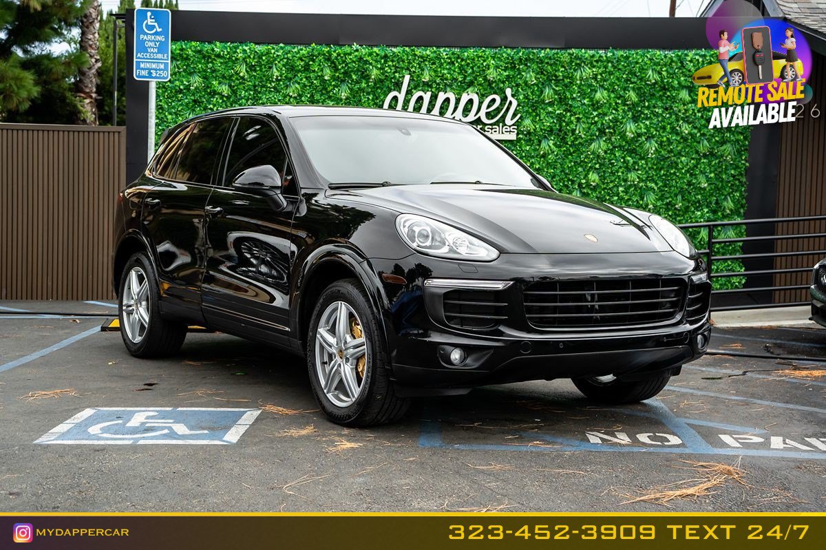 Used 2018 Porsche Cayenne Platinum Edition w/ Premium Package AWD/4WD image 3