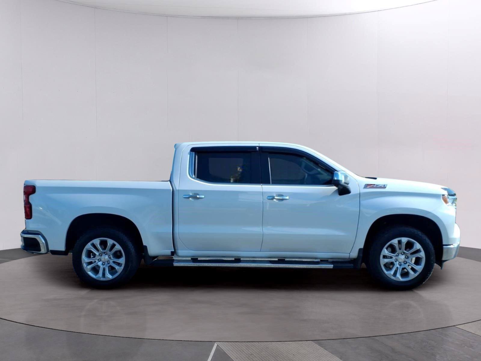 Used 2024 Chevrolet Silverado 1500 LTZ w/ LTZ Convenience Package II AWD/4WD image 6