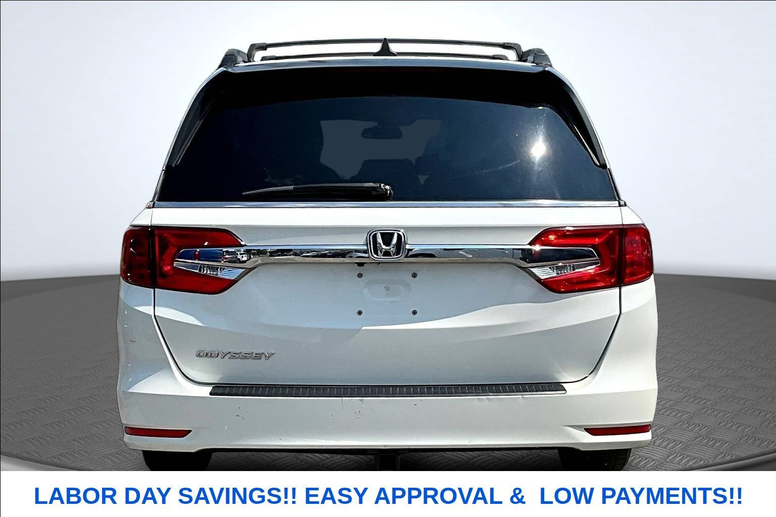 Used 2018 Honda Odyssey EX image 4