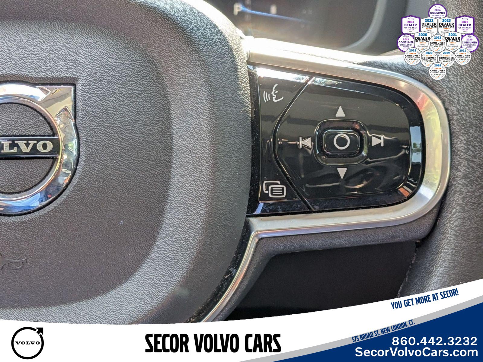 Certified 2023 Volvo S60 B5 Plus AWD/4WD image 21