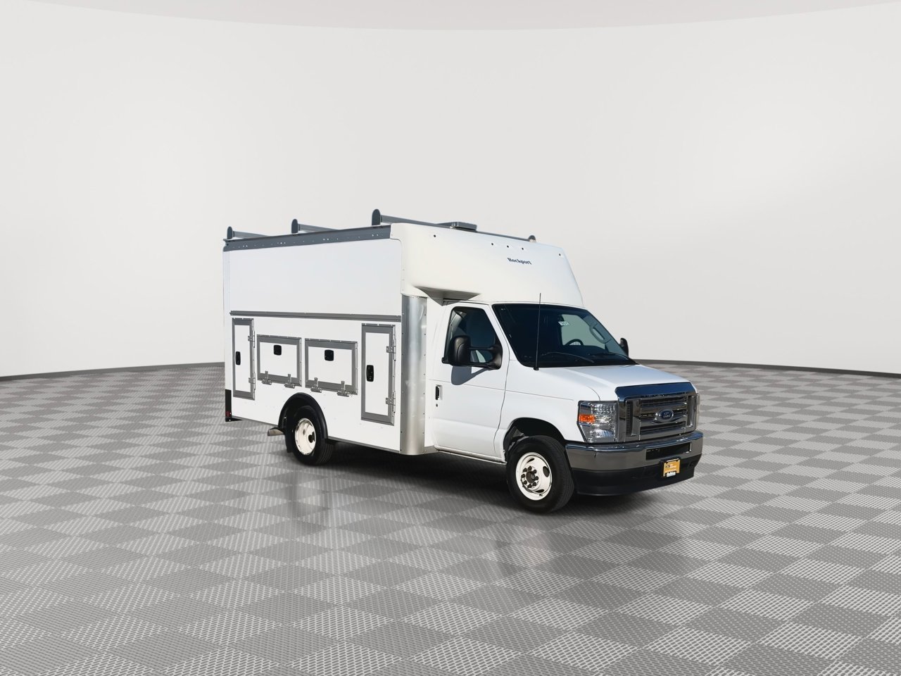 Certified 2024 Ford E-350 and Econoline 350 Super Duty w/ Power Windows & Locks Group image 27