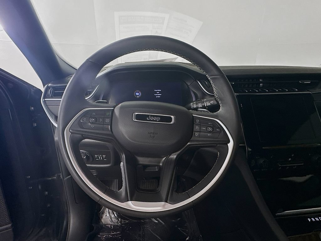 Certified 2024 Jeep Grand Cherokee Altitude AWD/4WD image 19