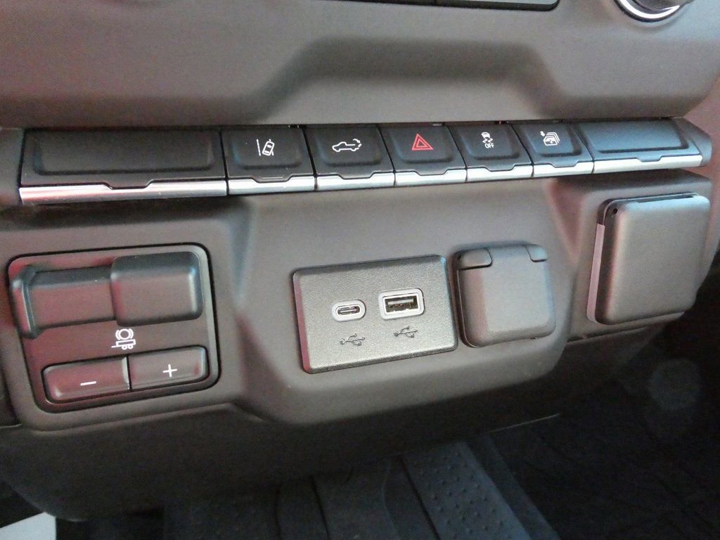 Certified 2024 Chevrolet Silverado 2500 Custom w/ Custom Convenience Package image 27