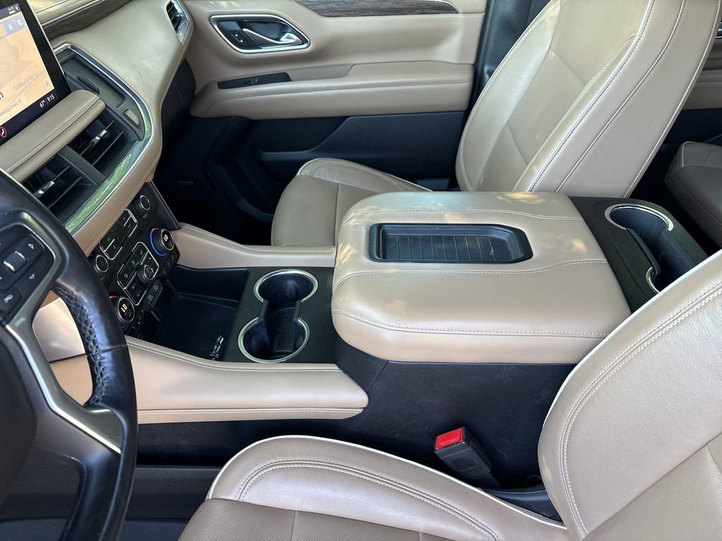 Used 2021 Chevrolet Tahoe Premier w/ Premium Package AWD/4WD image 37