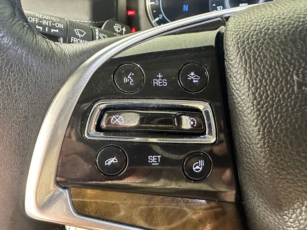Used 2019 Cadillac Escalade Premium Luxury AWD/4WD image 30