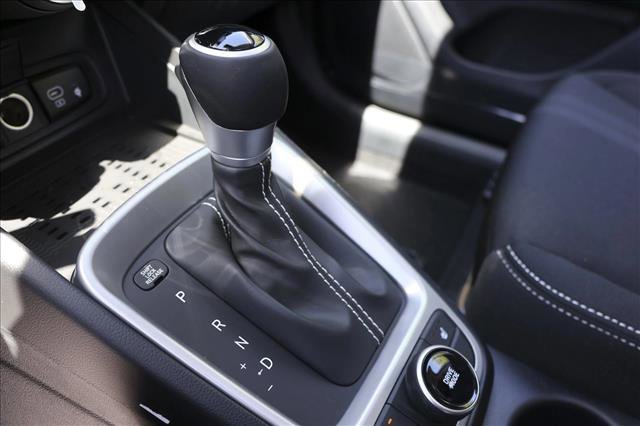 New 2026 Hyundai Venue SEL FWD image 20