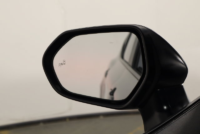 Used 2026 Toyota Camry SE FWD image 39