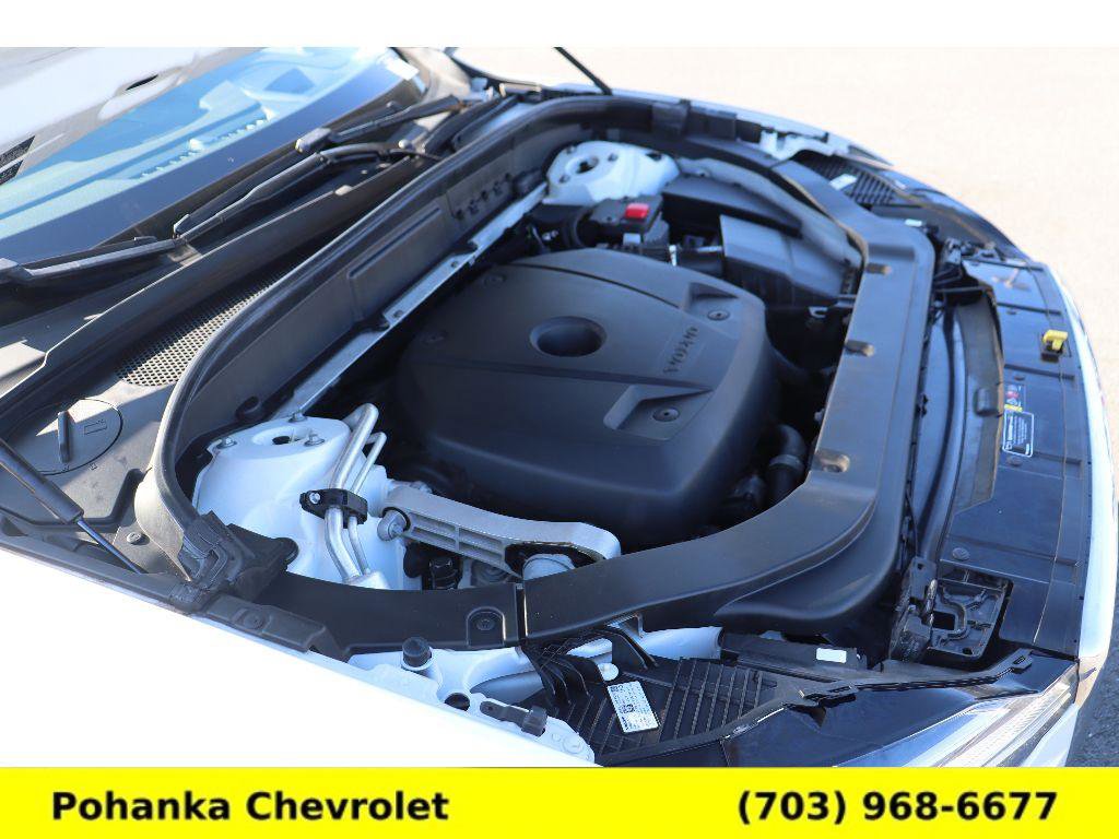 Used 2019 Volvo XC60 T6 Momentum w/ Advanced Package image 29