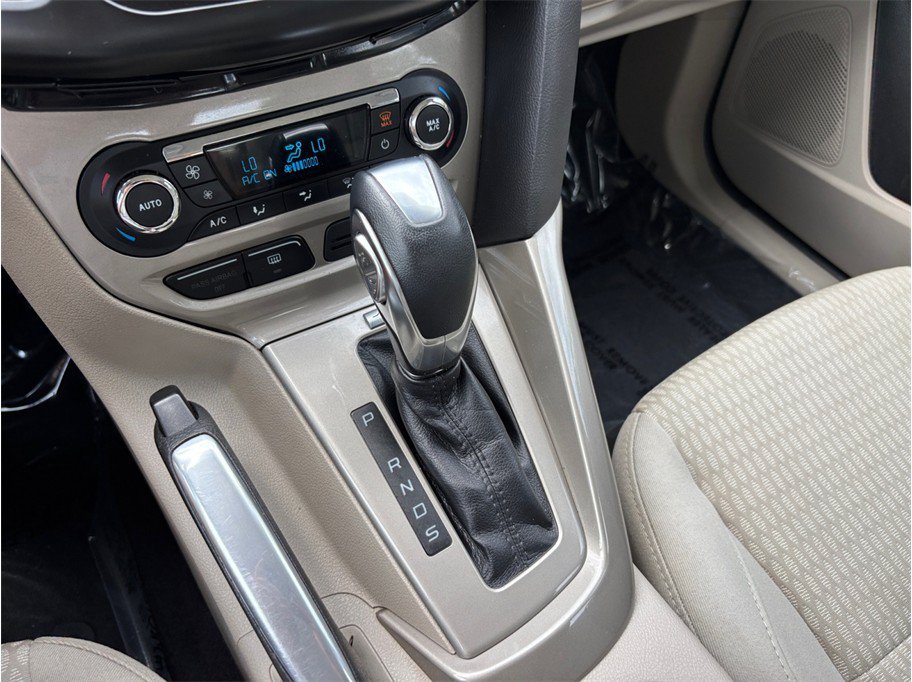 Used 2012 Ford Focus SEL FWD image 27