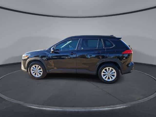 Used 2023 Toyota Corolla Cross LE FWD image 5