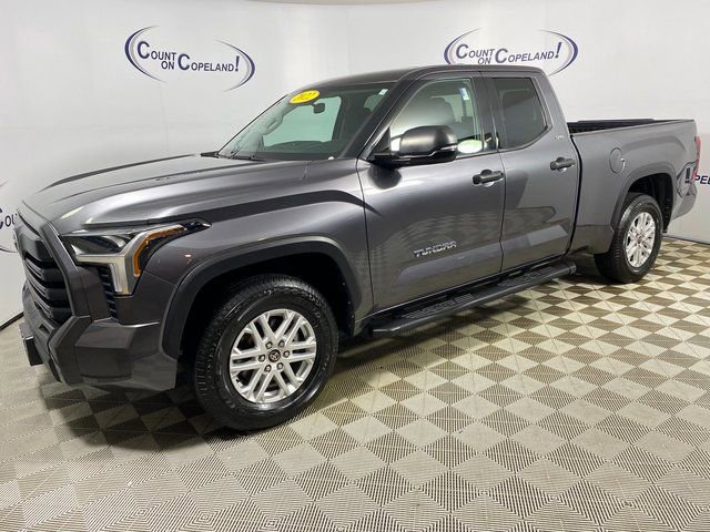 Used 2022 Toyota Tundra SR5 w/ SR5 Convenience Package image 3