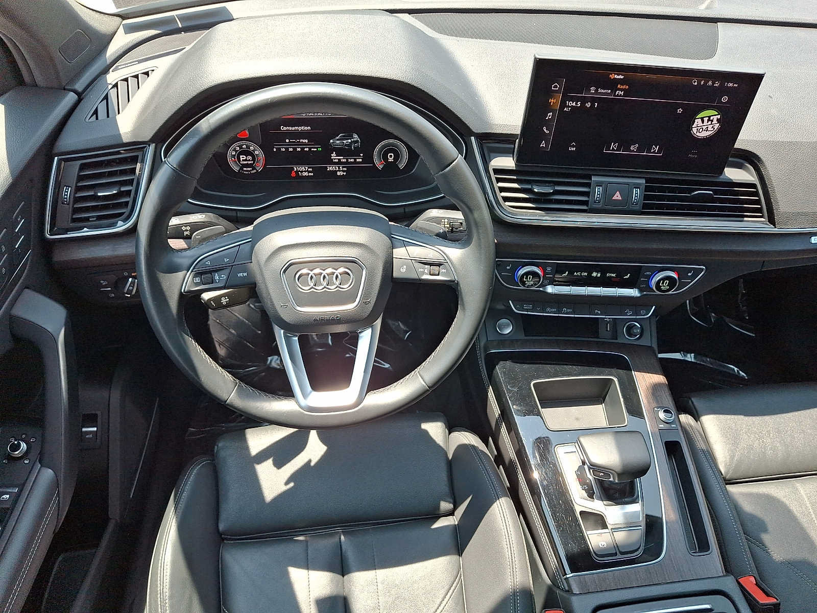 Used 2022 Audi Q5 2.0T Premium Plus w/ Premium Plus Package AWD/4WD image 22