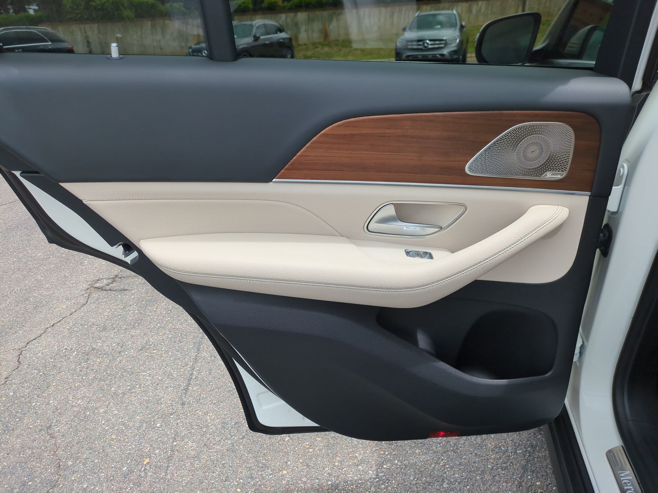 Certified 2024 Mercedes-Benz GLE 350 4MATIC image 30