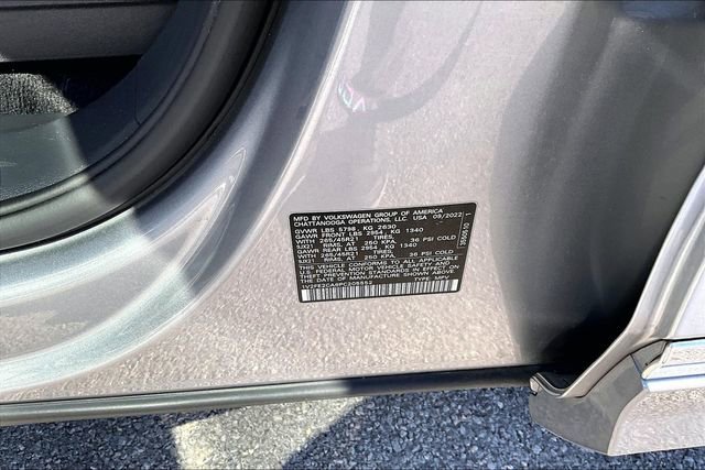 Used 2023 Volkswagen Atlas Cross Sport SEL Premium R-Line image 33