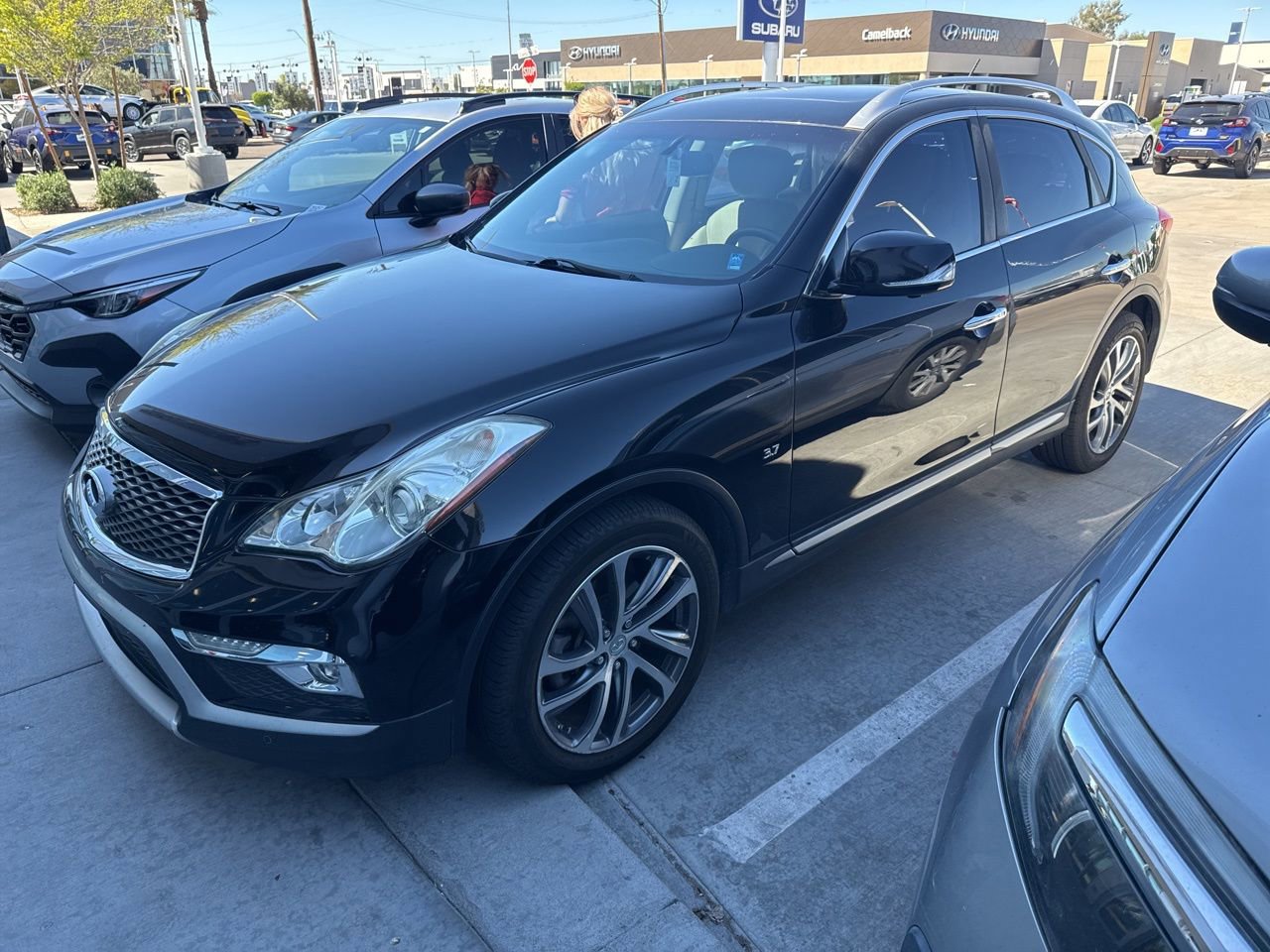 Used 2017 INFINITI QX50 AWD w/ Deluxe Touring Package image 15