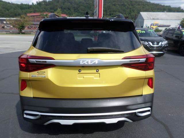 Used 2022 Kia Seltos Nightfall Edition AWD/4WD image 5