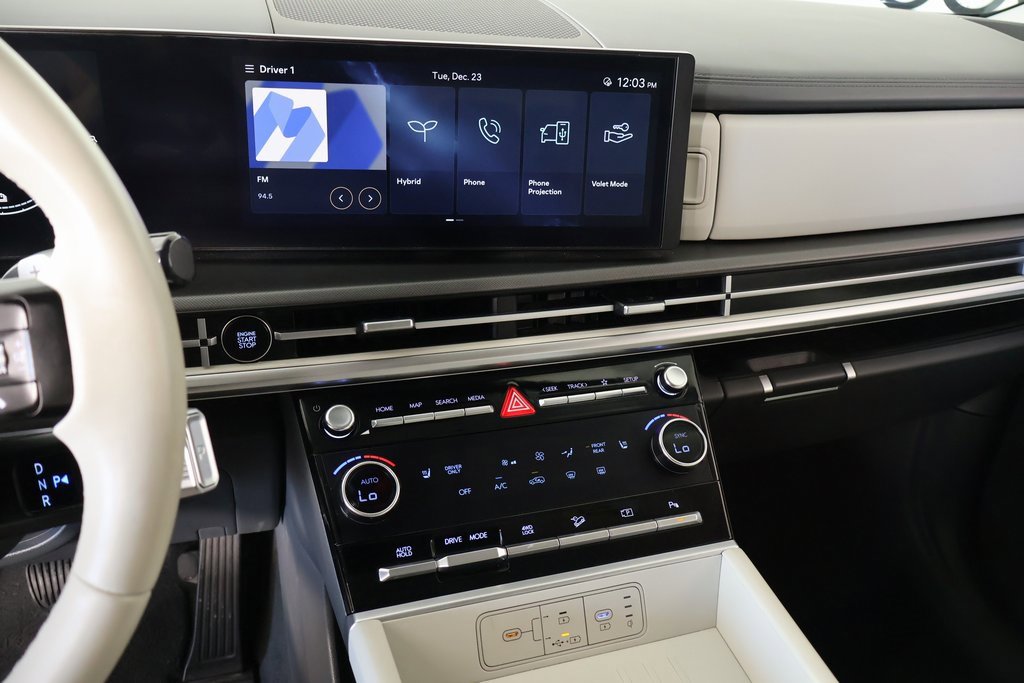 Used 2025 Hyundai Santa Fe SEL image 5