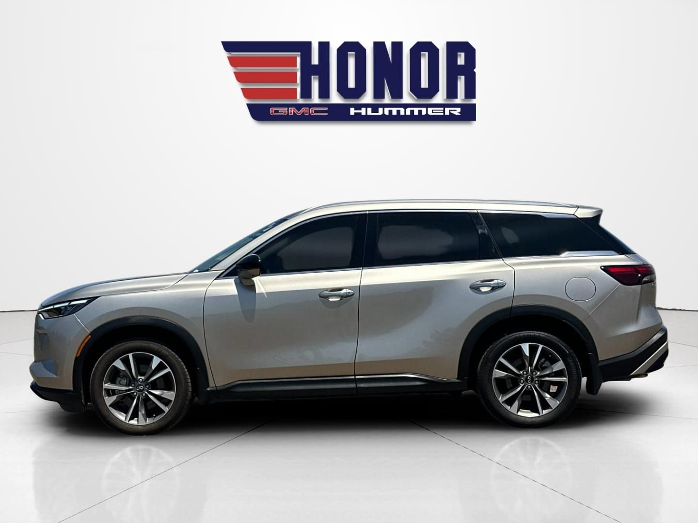 Used 2025 INFINITI QX60 Luxe FWD image 7