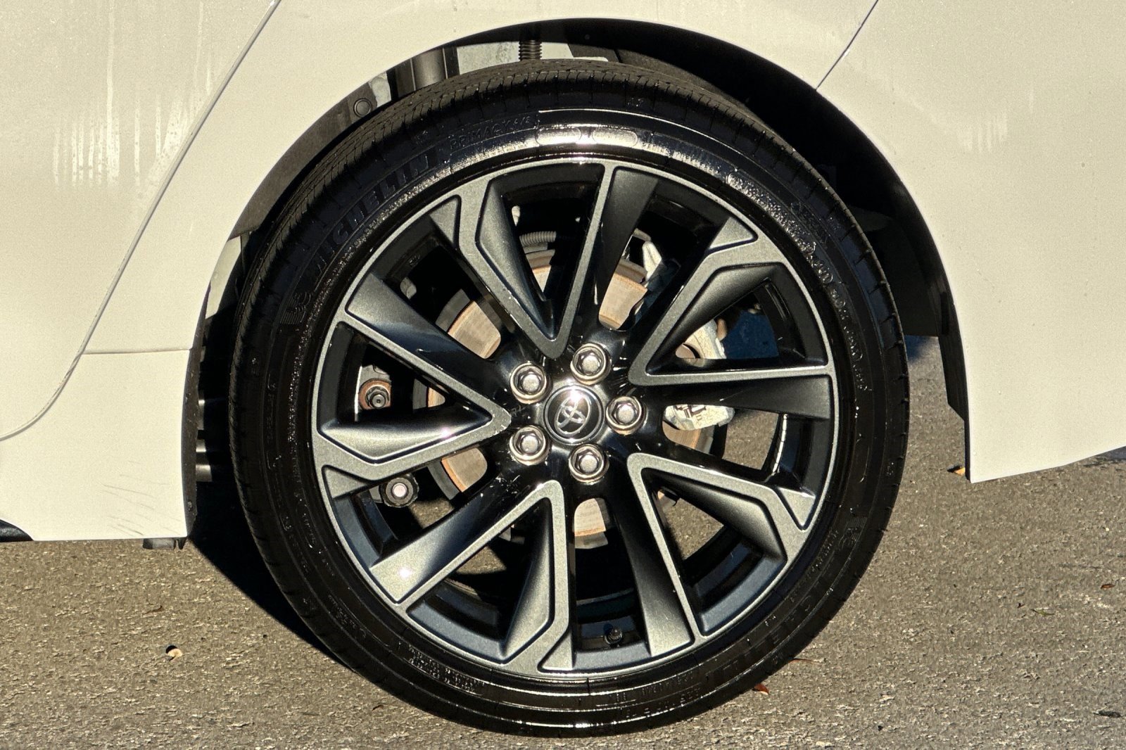 Used 2024 Toyota Corolla SE image 36