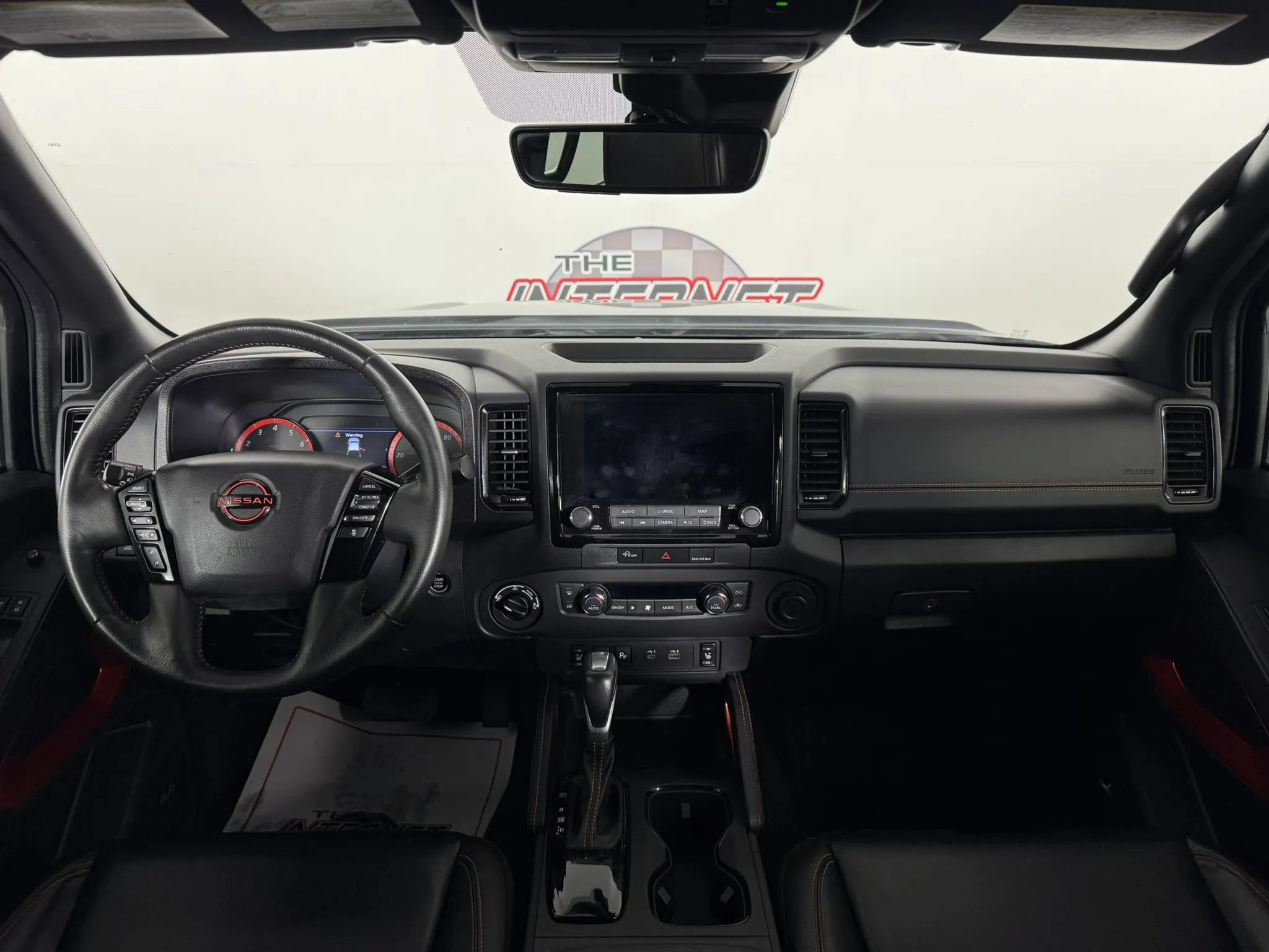 Used 2024 Nissan Frontier PRO-4X w/ Pro Premium Package AWD/4WD image 11