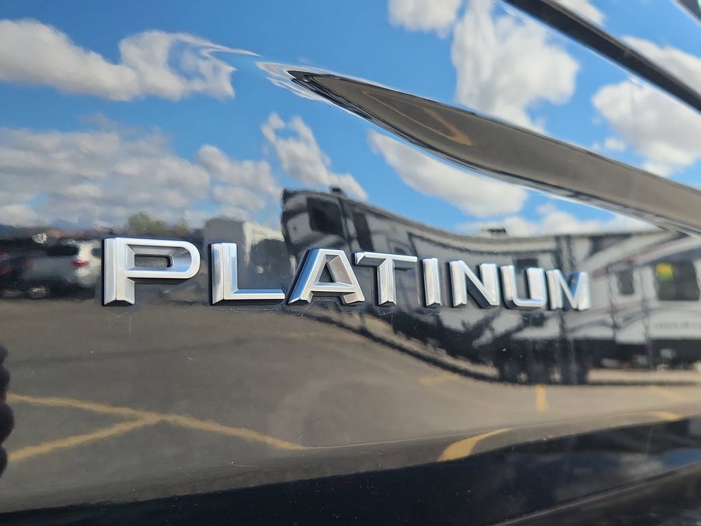 Used 2025 Ford Expedition Max Platinum AWD/4WD image 27
