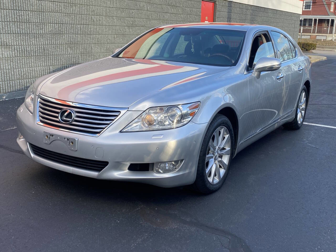 Used 2010 Lexus LS 460 AWD image 1