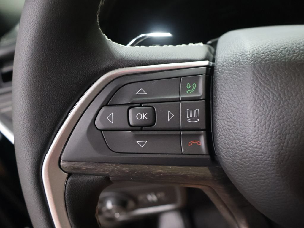 New 2027 Jeep Grand Cherokee Limited AWD/4WD image 24