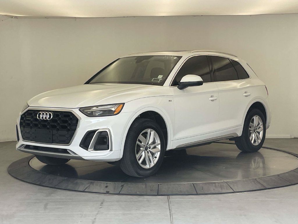 Certified 2023 Audi Q5 2.0T Premium w/ Convenience Package