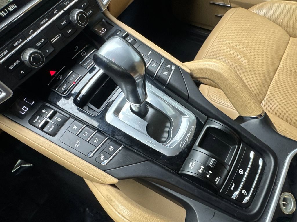 Used 2016 Porsche Cayenne image 66
