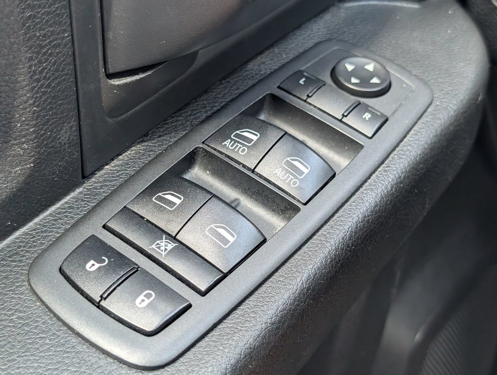 Used 2019 RAM 1500 Tradesman w/ Protection Group AWD/4WD image 16
