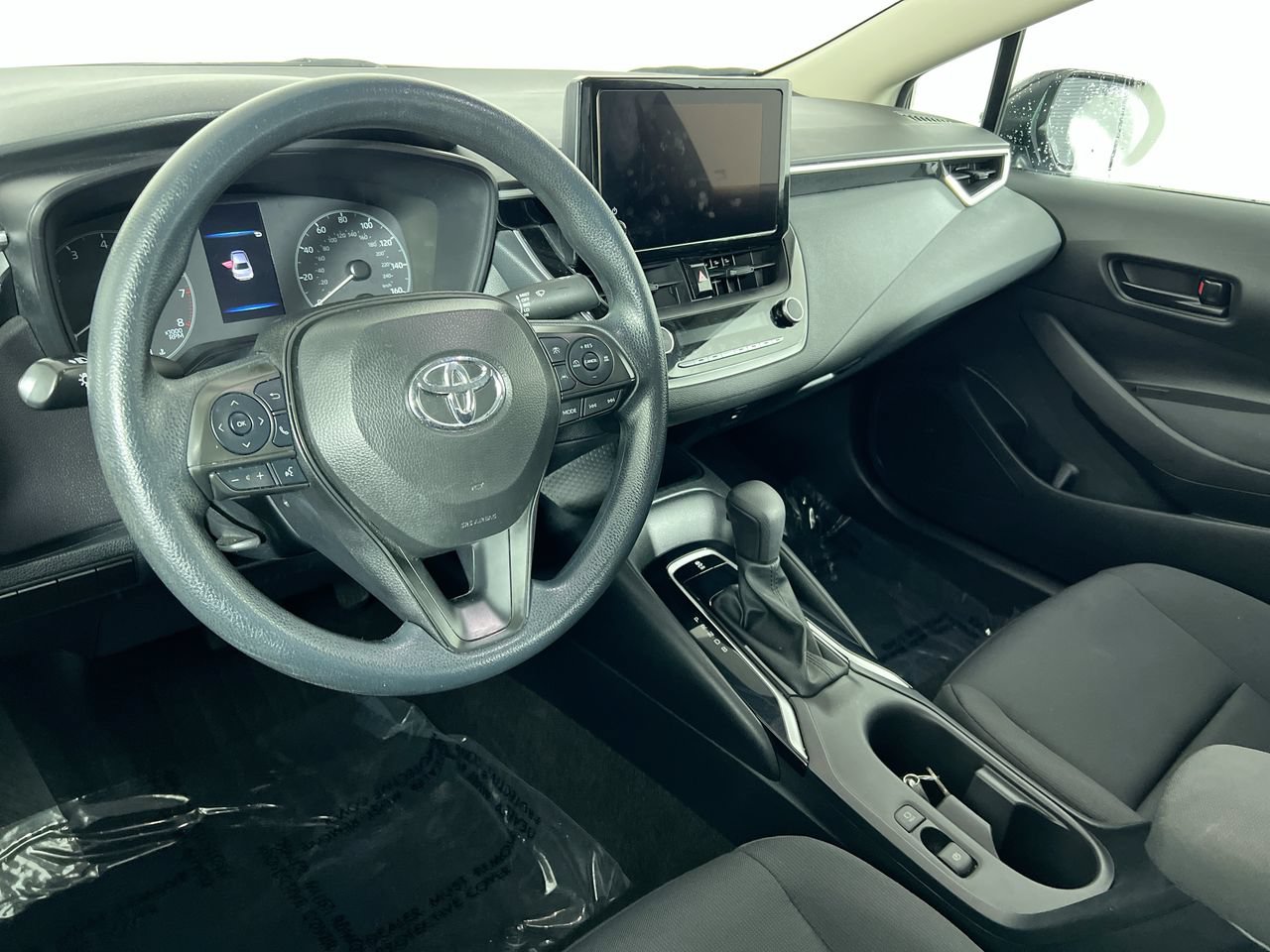 Used 2024 Toyota Corolla LE FWD image 22