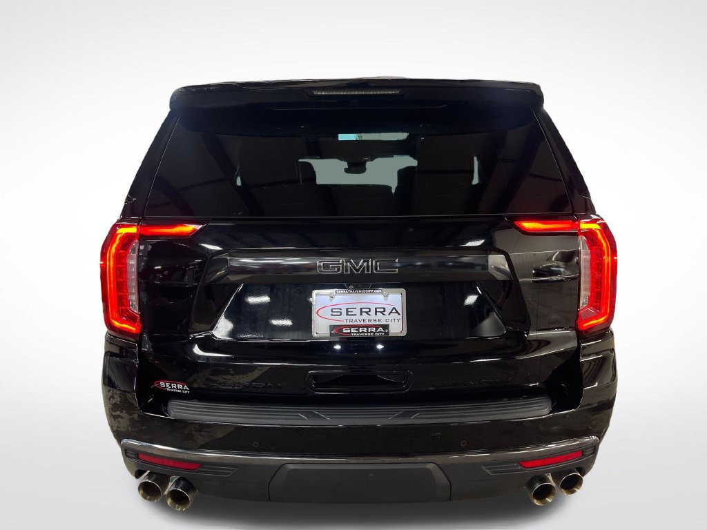 Used 2024 GMC Yukon Denali Ultimate AWD/4WD image 4