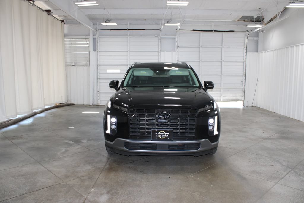 Used 2024 Hyundai Palisade SEL w/ Premium Package FWD image 3
