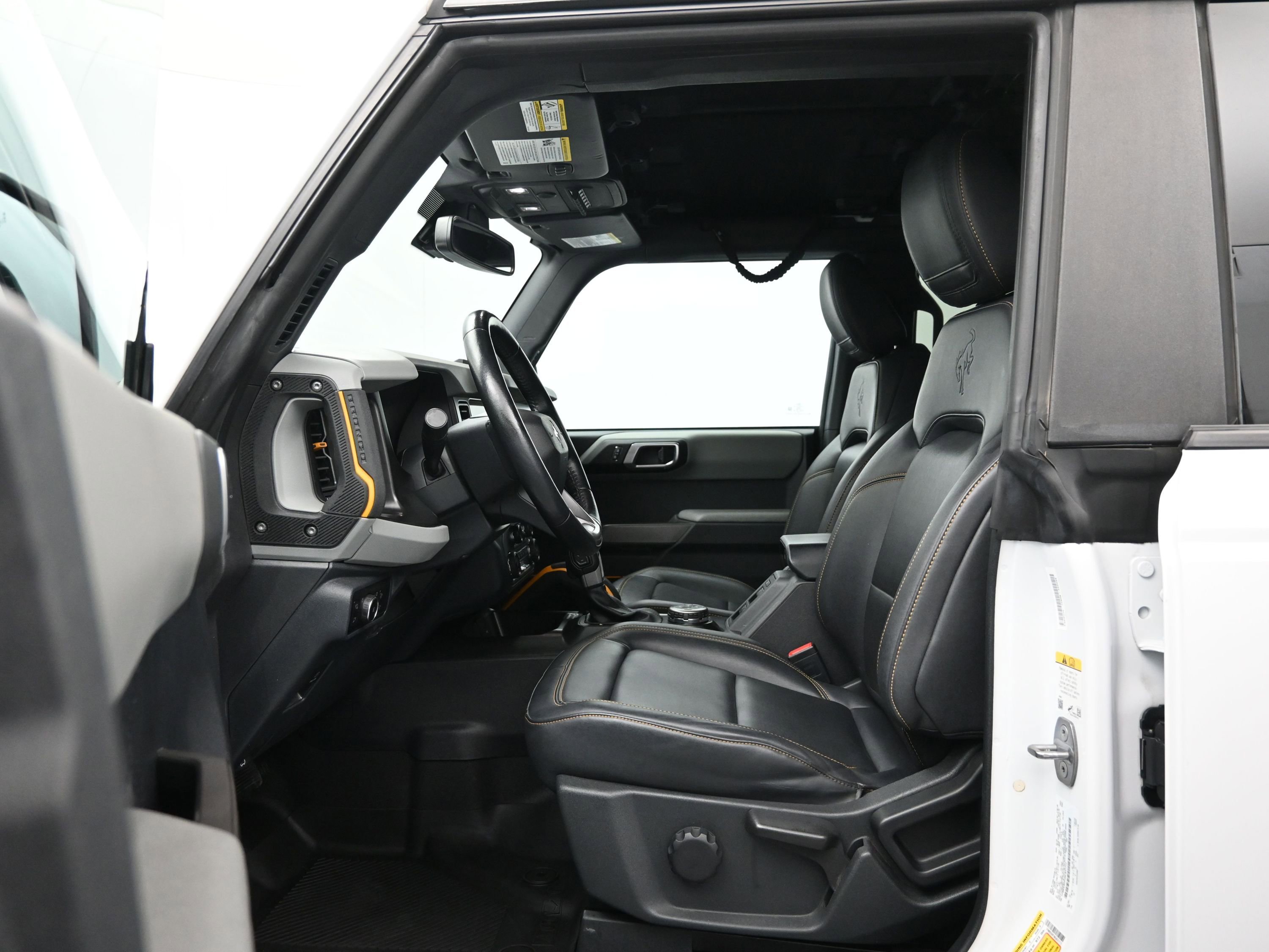 Used 2022 Ford Bronco Badlands image 9