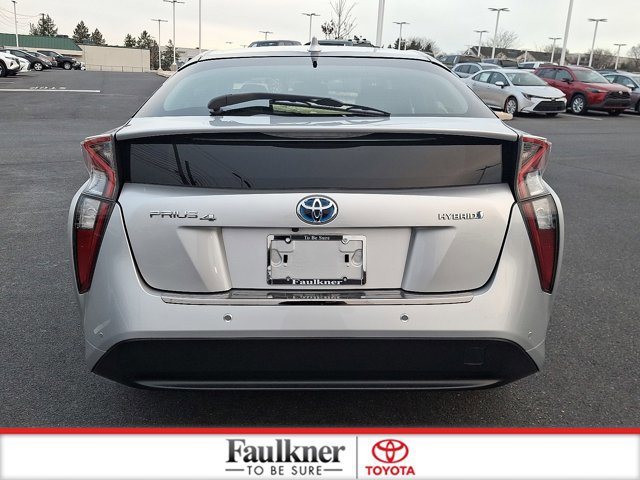 Certified 2018 Toyota Prius Four image 5