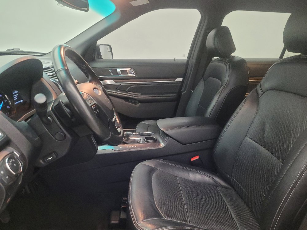 Used 2016 Ford Explorer Limited FWD image 17