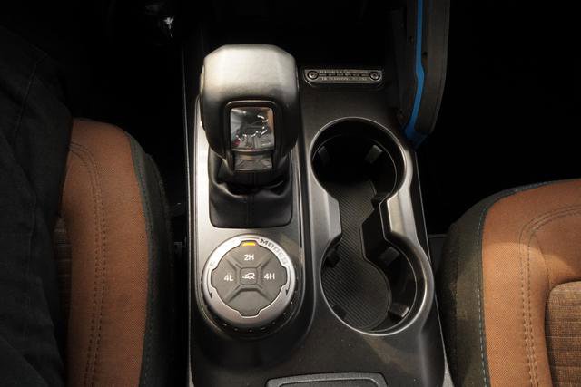 Used 2023 Ford Bronco Outer Banks image 21