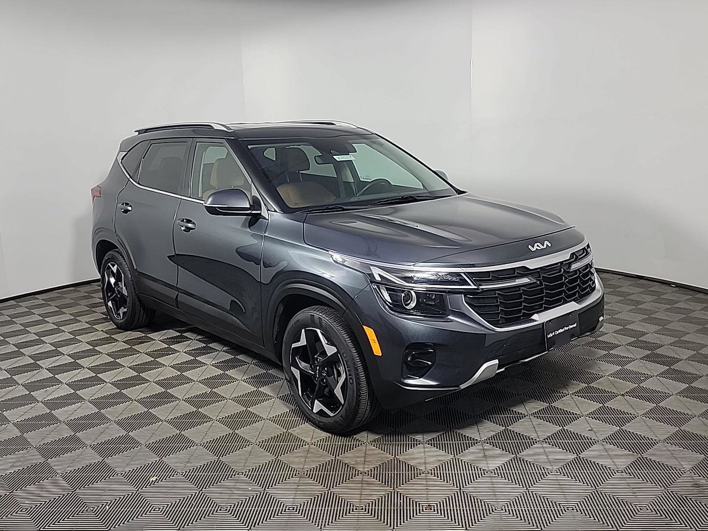 Used 2024 Kia Seltos EX