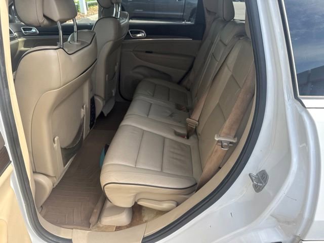Used 2015 Jeep Grand Cherokee Overland w/ Trailer Tow Group IV RWD image 7