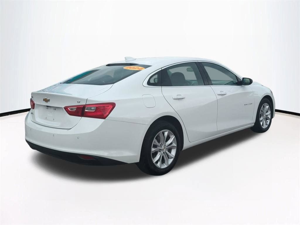 Used 2024 Chevrolet Malibu LT FWD image 5