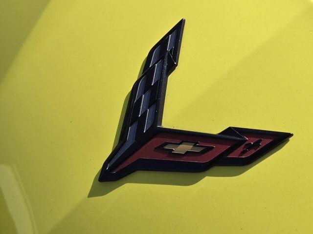 Used 2023 Chevrolet Corvette Stingray Premium Cpe w/ Z51 Performance Package RWD image 12