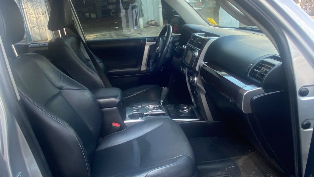 Used 2015 Toyota 4Runner Limited AWD/4WD image 12