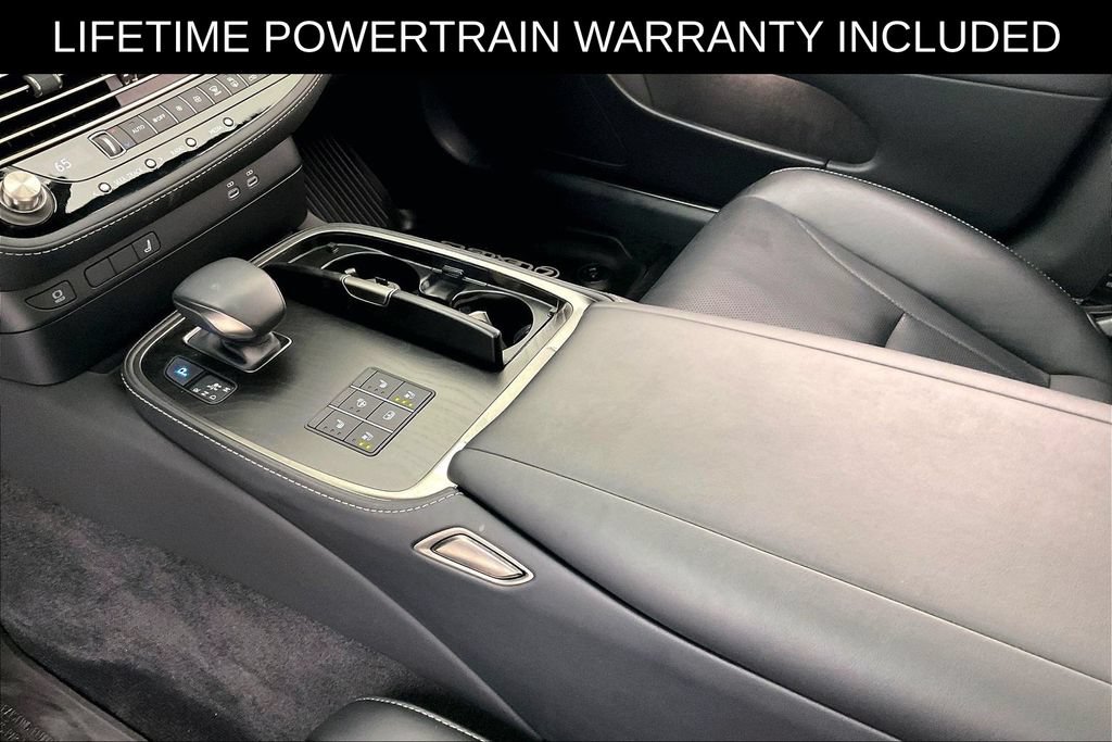Used 2024 Lexus LS 500 RWD image 19