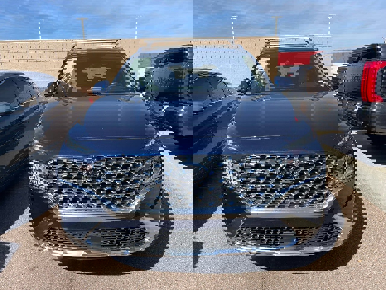 Certified 2023 Hyundai Santa Fe SEL w/ Premium Package image 3