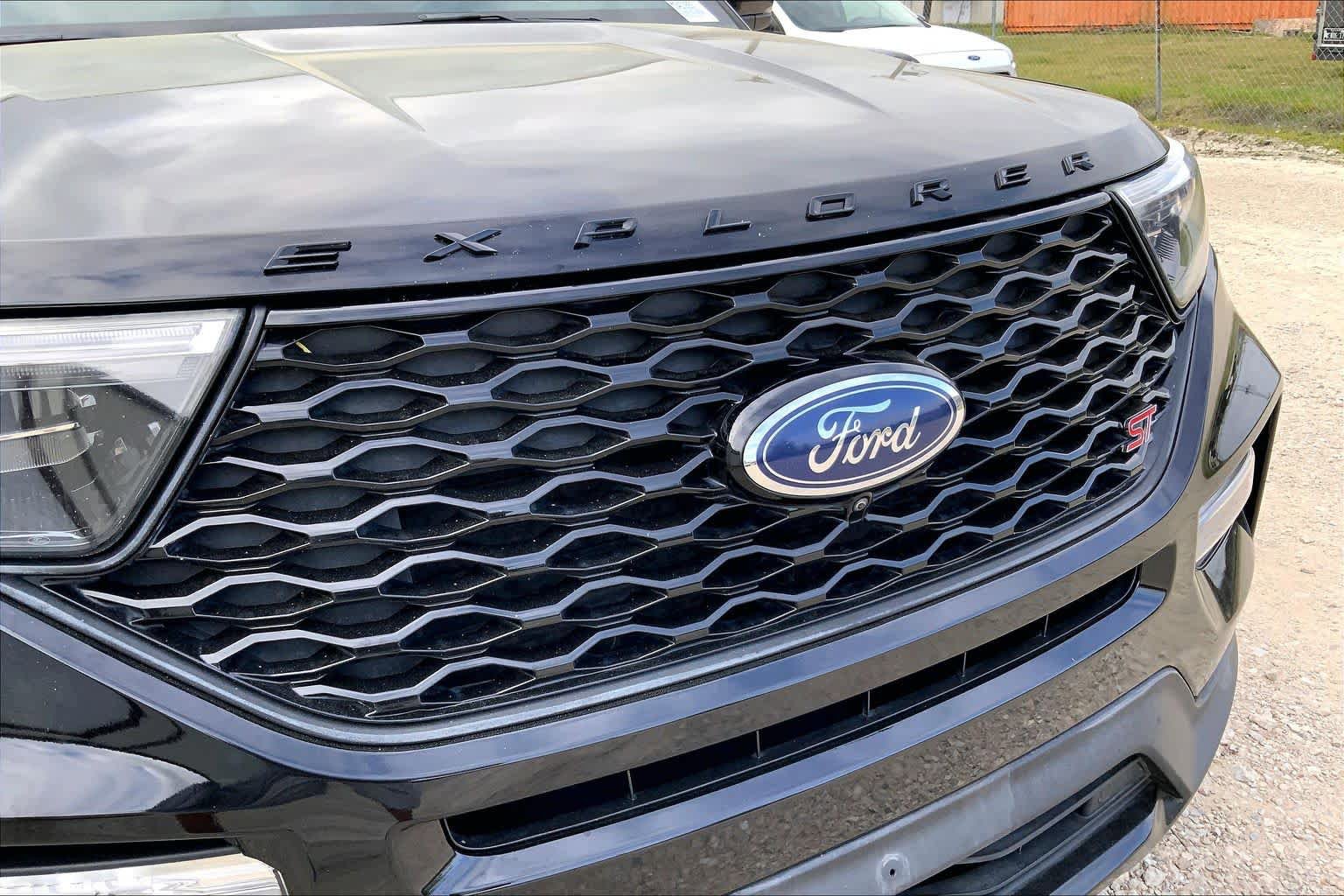 Certified 2021 Ford Explorer ST w/ Equipment Group 401A AWD/4WD image 36