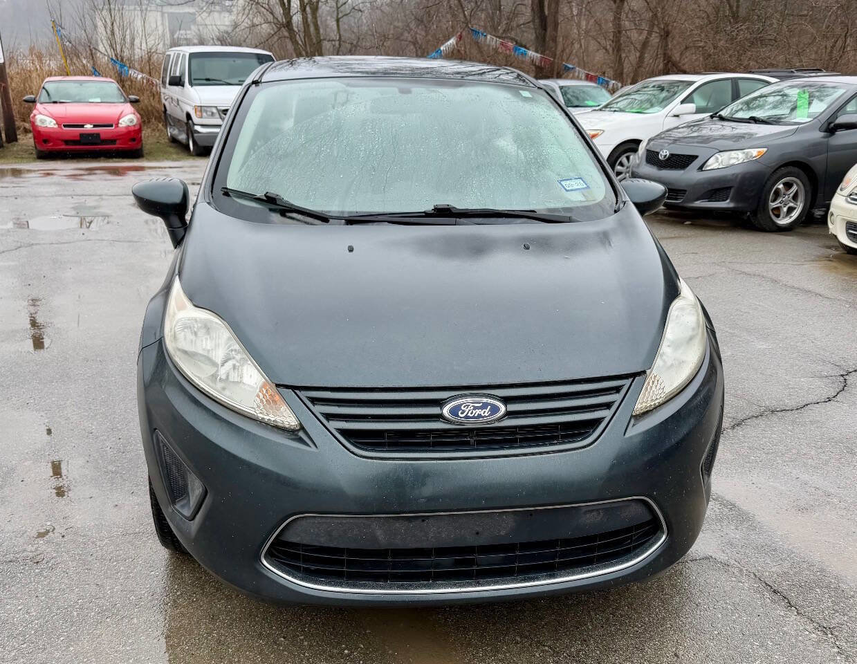 Used 2011 Ford Fiesta S image 2