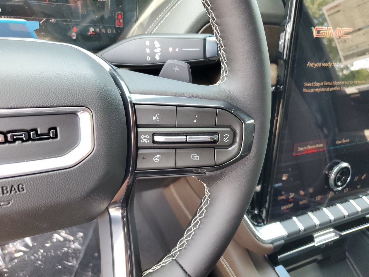 New 2026 GMC Yukon XL Denali Ultimate AWD/4WD image 27
