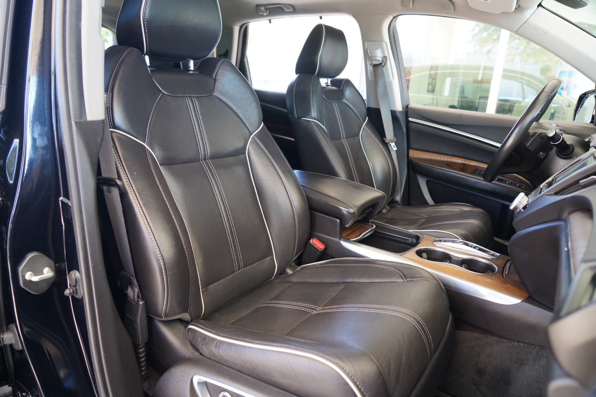 Used 2020 Acura MDX w/ Advance Package FWD image 24