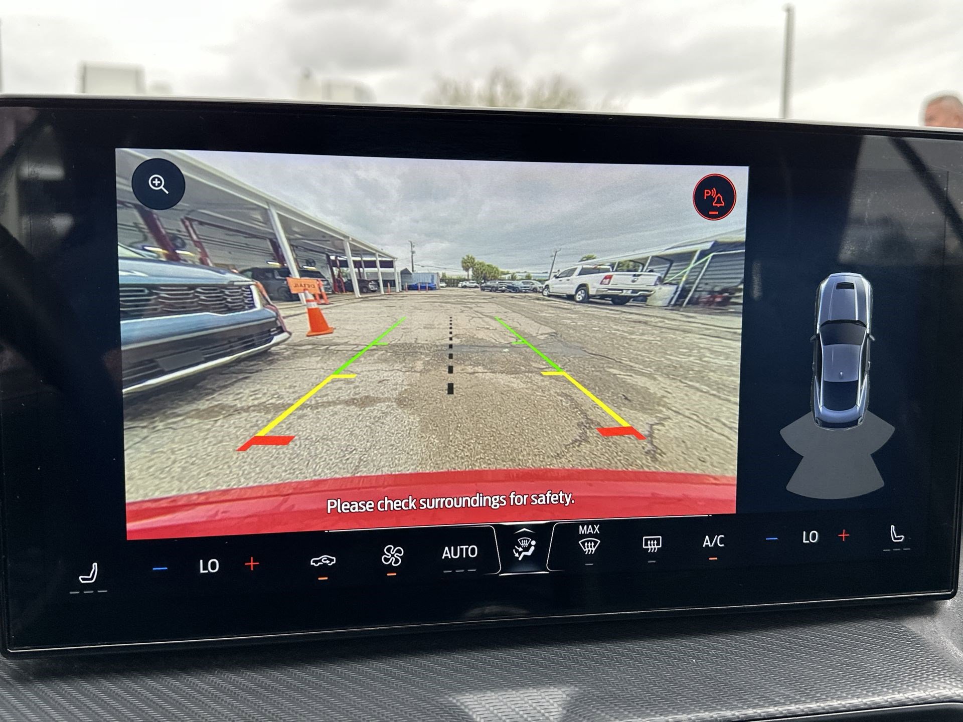 Used 2024 Ford Mustang Convertible image 25